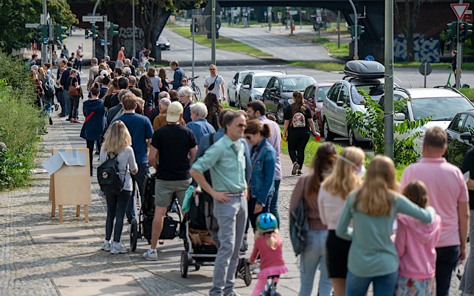 Berlins Landeswahlleiterin will Neuwahl verhindern: Bürger hätten im Herbst ja länger warten können