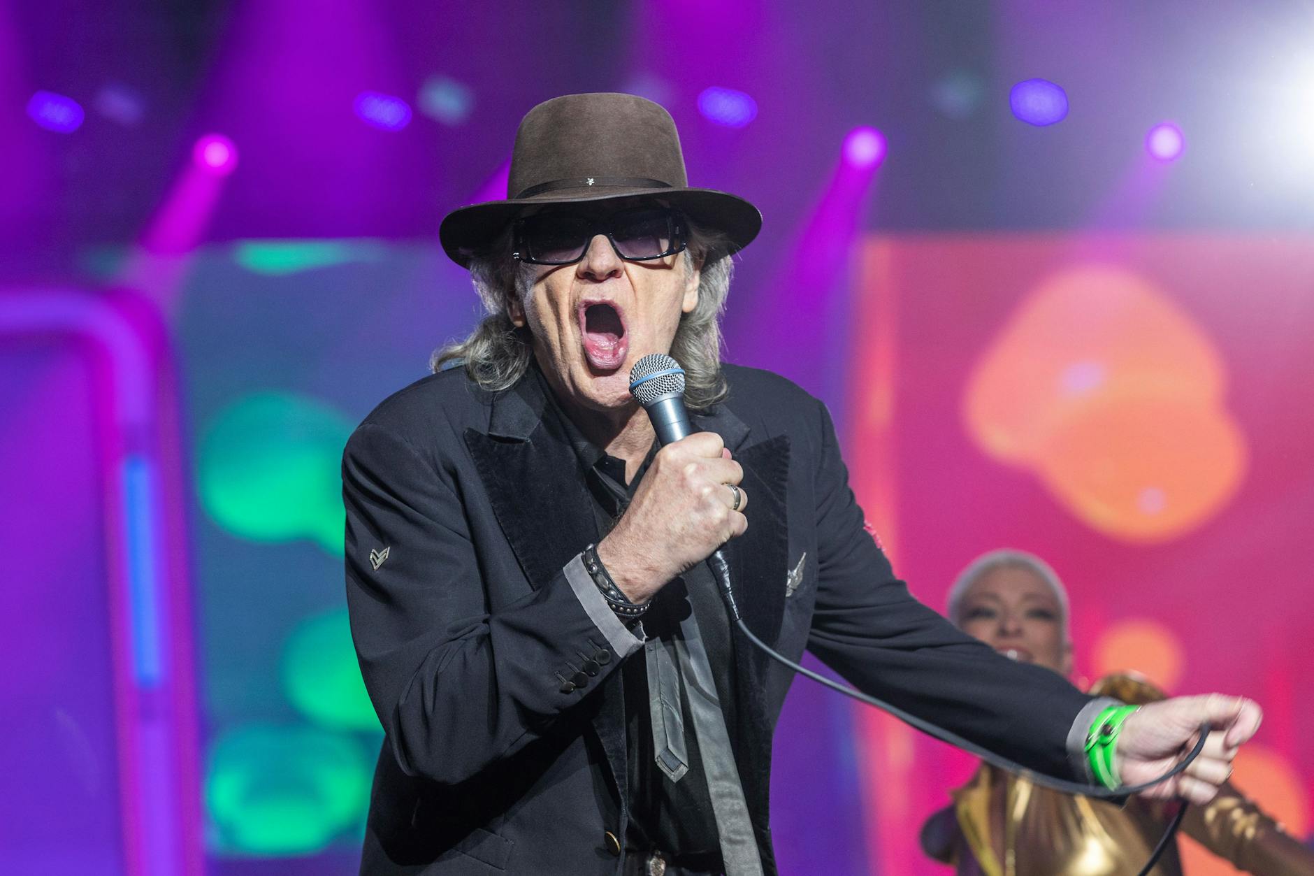 Udo Lindenberg singt beim ersten Konzert der neuen Tournee «Udopium Live 2022» in Schwerin. Nach einer Corona-Zwangspause ist der Musiker (76) wieder auf Tour.