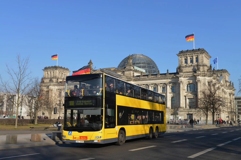 Bus 100 ohne Doppeldecker: Berlin verliert eine Ikone