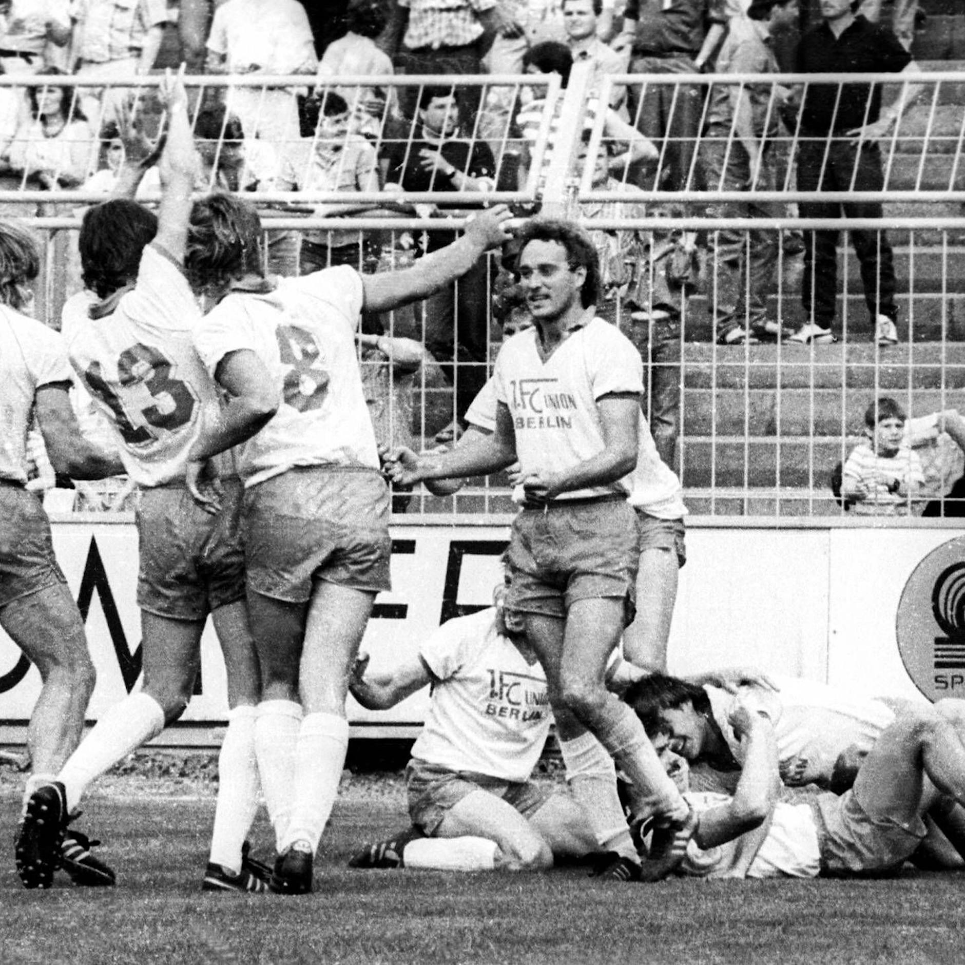 Warum die Idee von einer Wiederbelebung der alten DDR-Oberliga zum Scheitern verurteilt ist ...