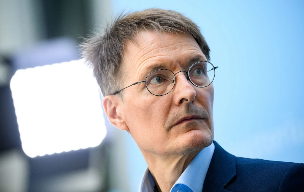 Lauterbach: Mindestens 21 Tage Isolation bei Affenpocken
