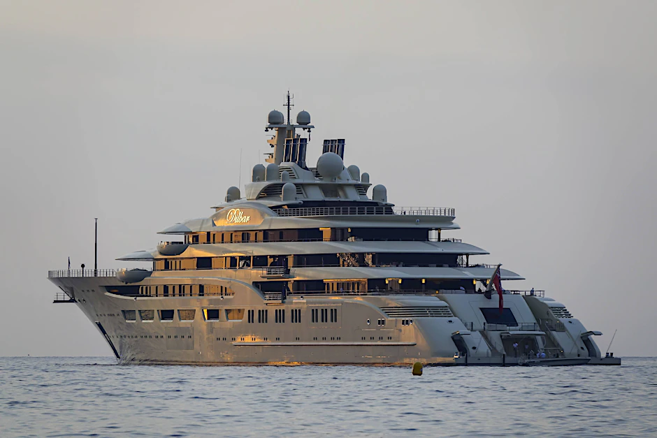 Die 156 Meter lange Motoryacht Dilbar gehört dem russischen Oligarchen und Milliardär Alisher Usmanov.