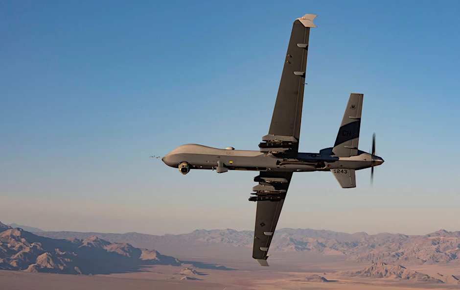 Eine Drohne Typ MQ-9 Reaper der U.S. Air Force hebt in Indian Springs, Nevada, ab. Dieser Typ könnte in der Ukraine zum Einsatz kommen.