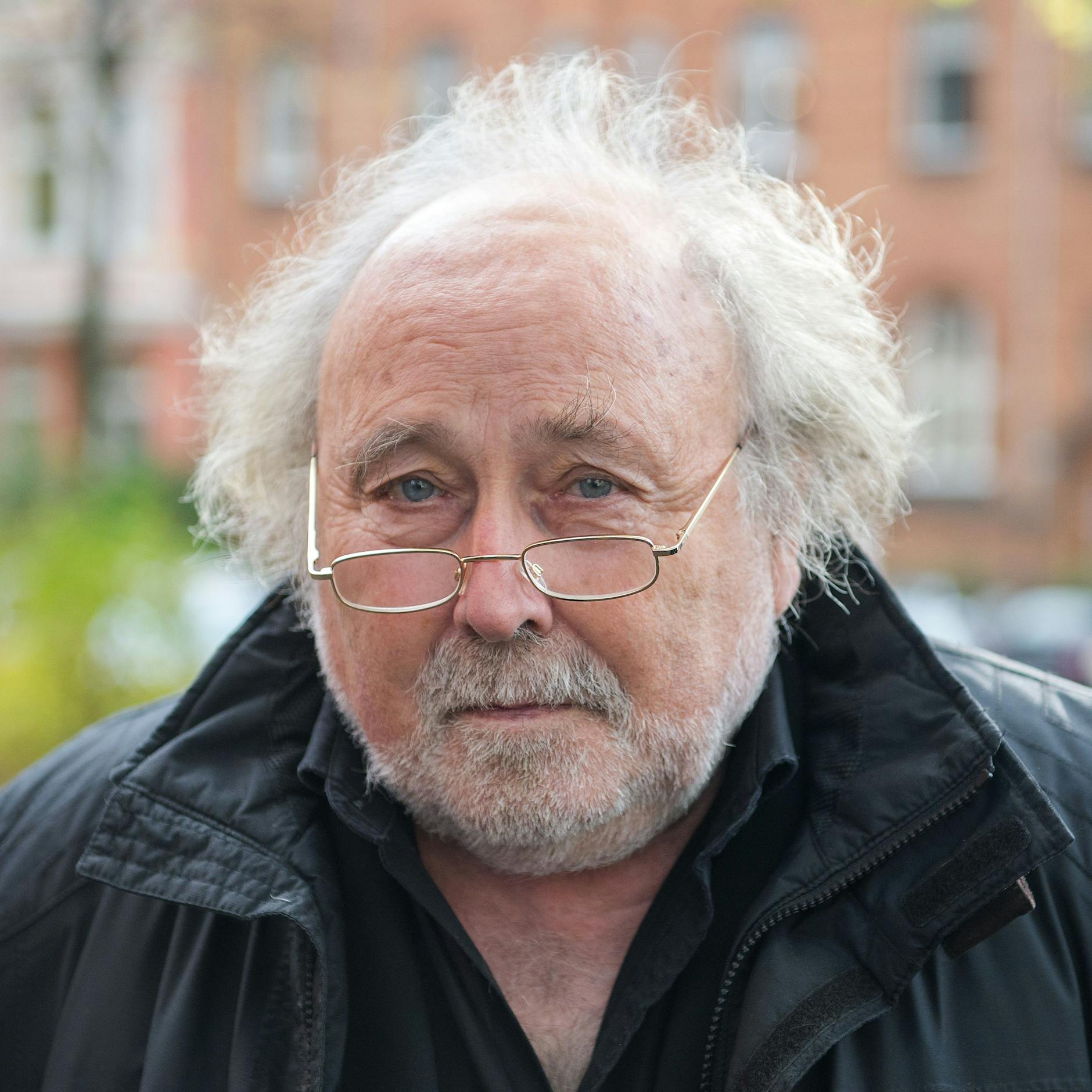 Er schrieb den Hit "Schmidtchen Schleicher": Der Lästerlyriker Hans Scheibner ist im Alter von 85 Jahren gestorben