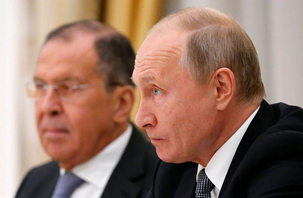 Moskau schafft Fakten: Russland gibt Pässe an Einwohner besetzter Gebiete aus