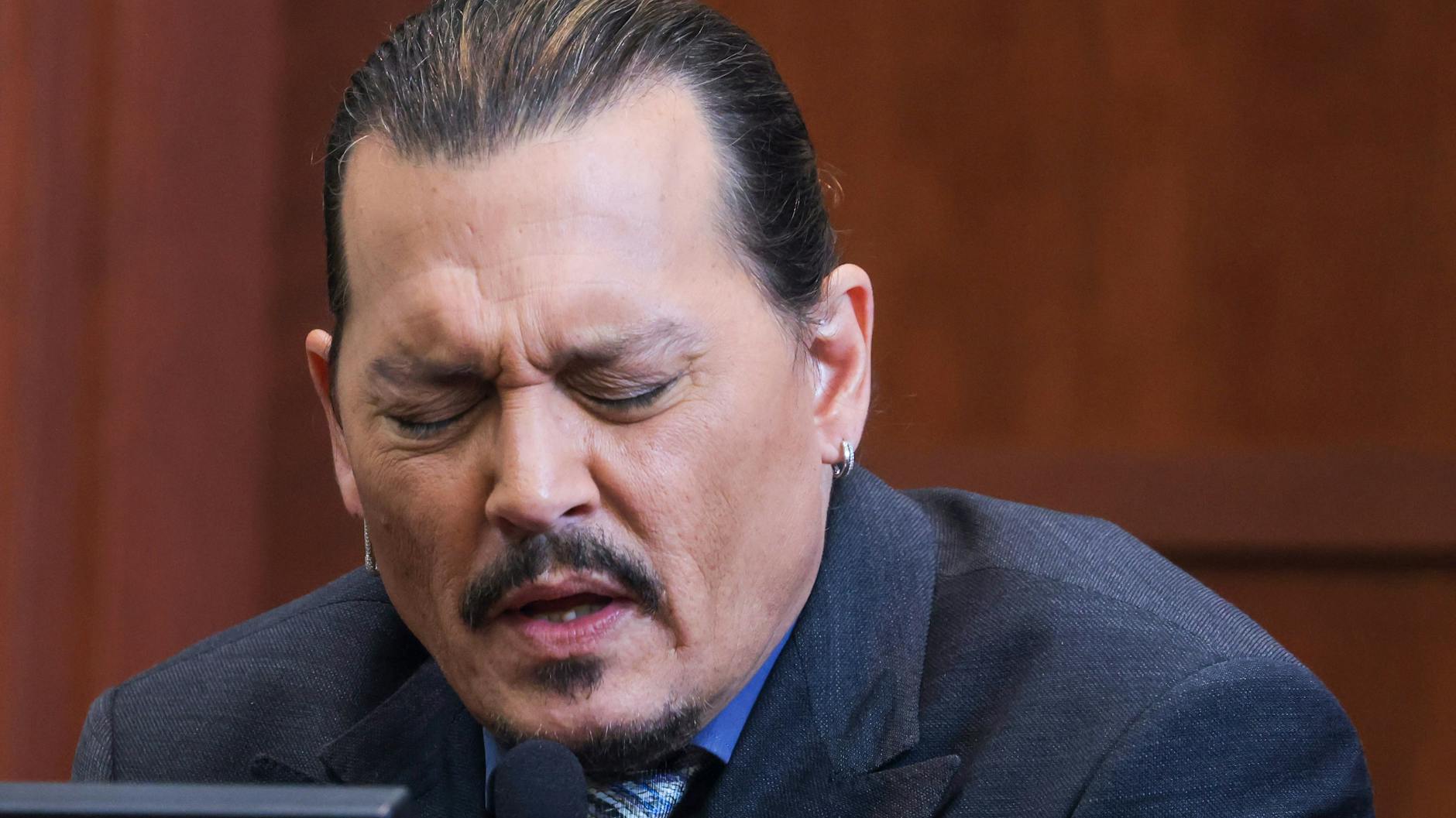 Johnny Depp am Mittwoch vor Gericht: Die Vorwürfe seiner Ex-Frau Amber Heard seien „unvorstellbar brutal, grausam und absolut falsch“.