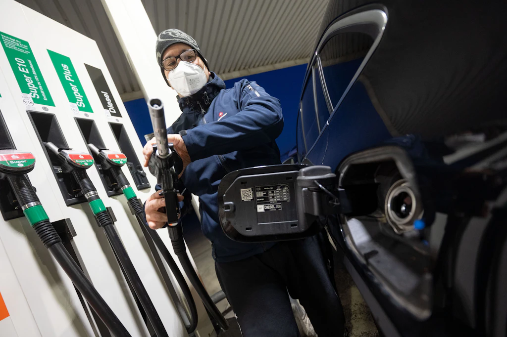 Tankstellenbetreiber warnen: Fahren Sie Ihren Tank nicht leer, sonst...