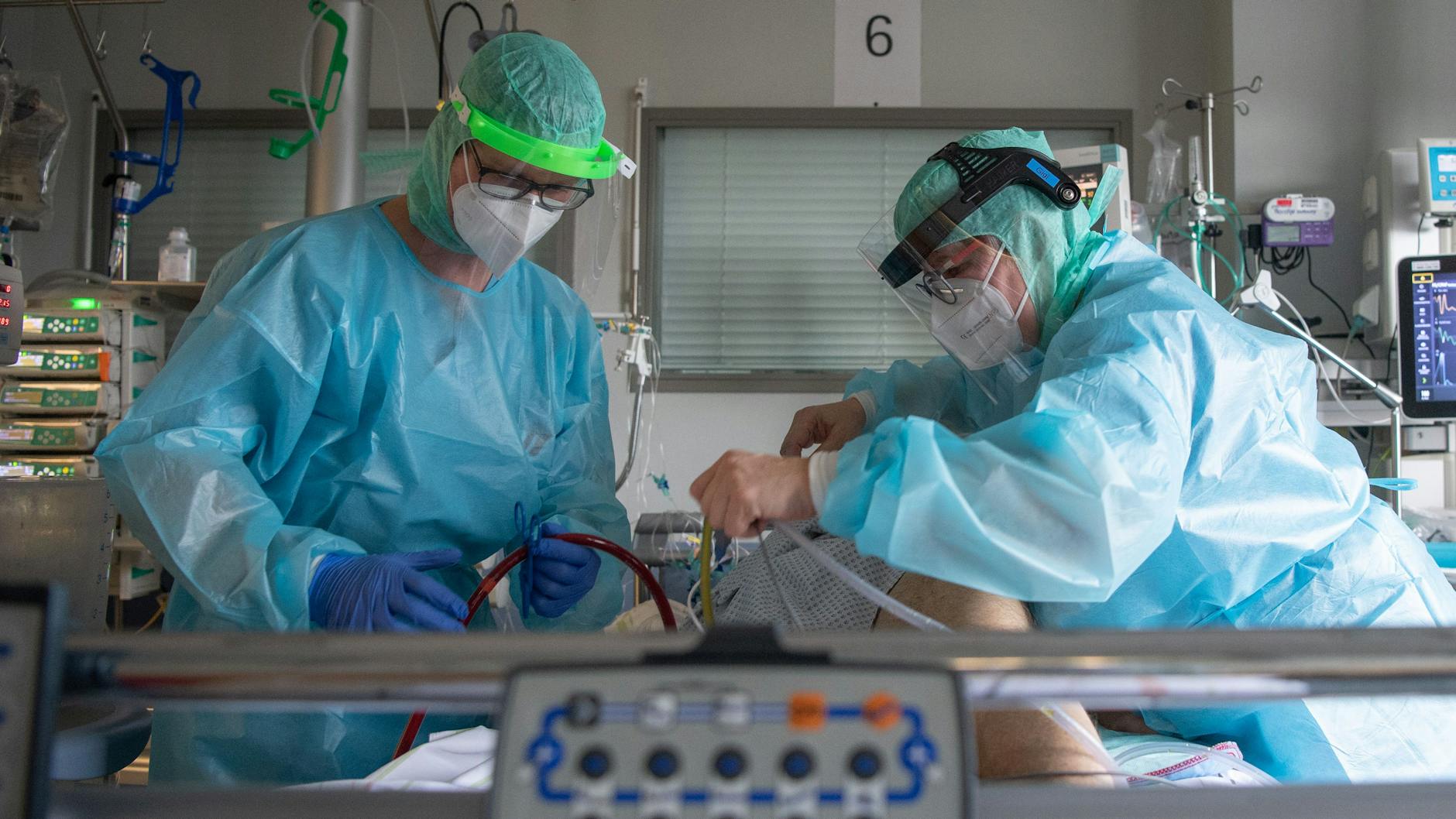 Eine Covid-Intensivstation in Deutschland im Februar 2022