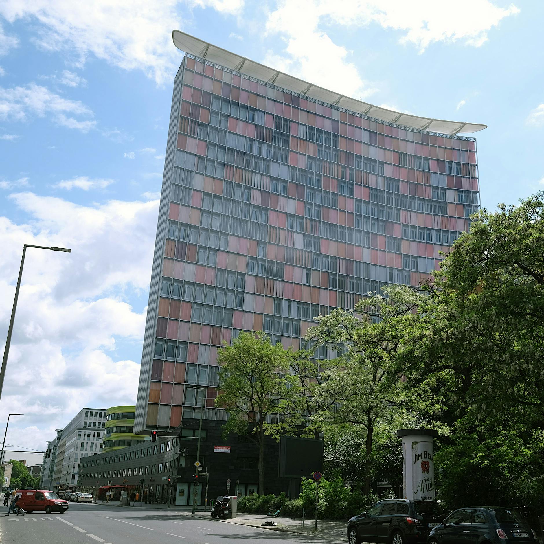 Bitte das GSW-Hochhaus nicht verunstalten!