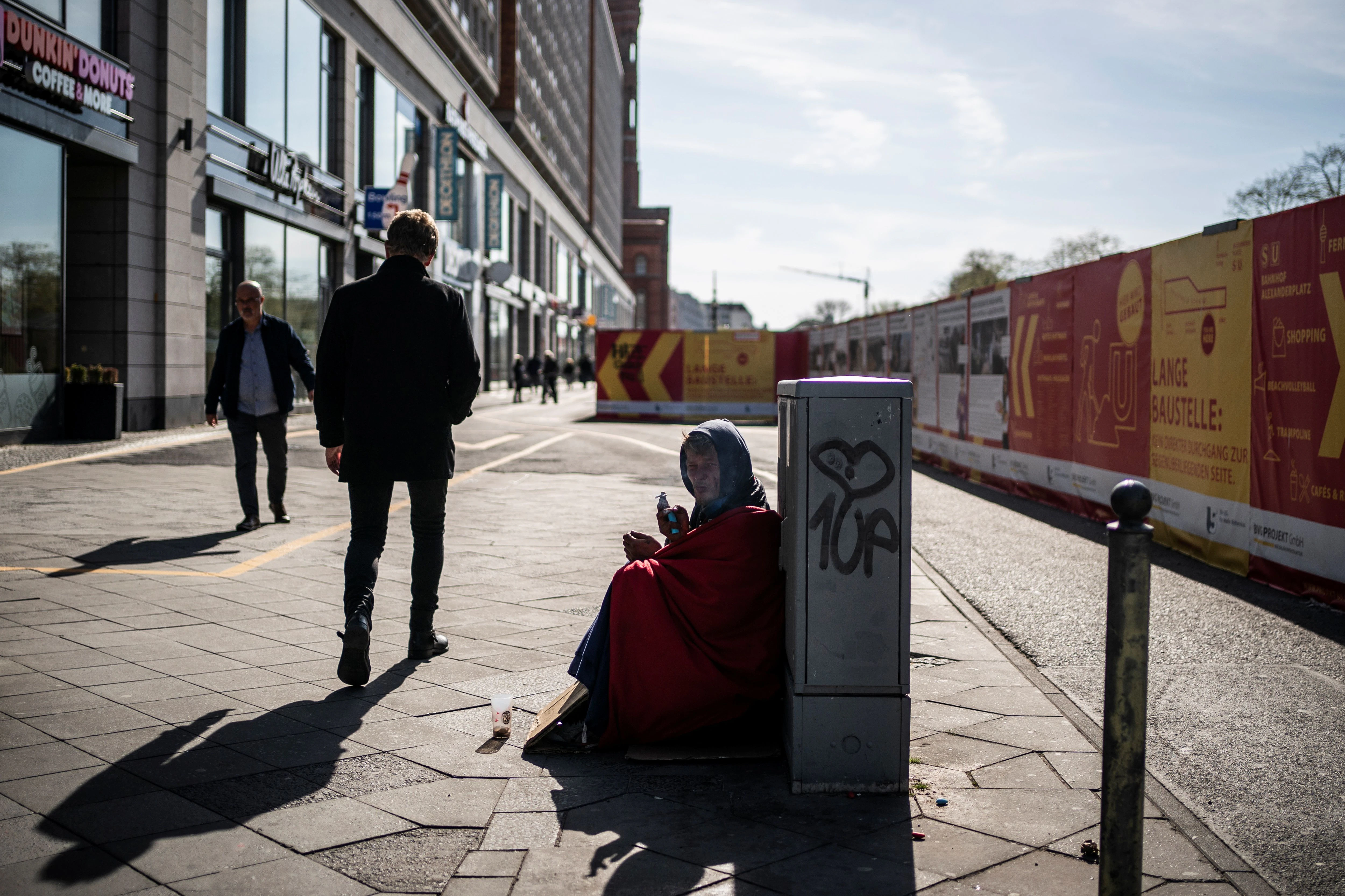 Obdachloser am Alexanderplatz, Berlin