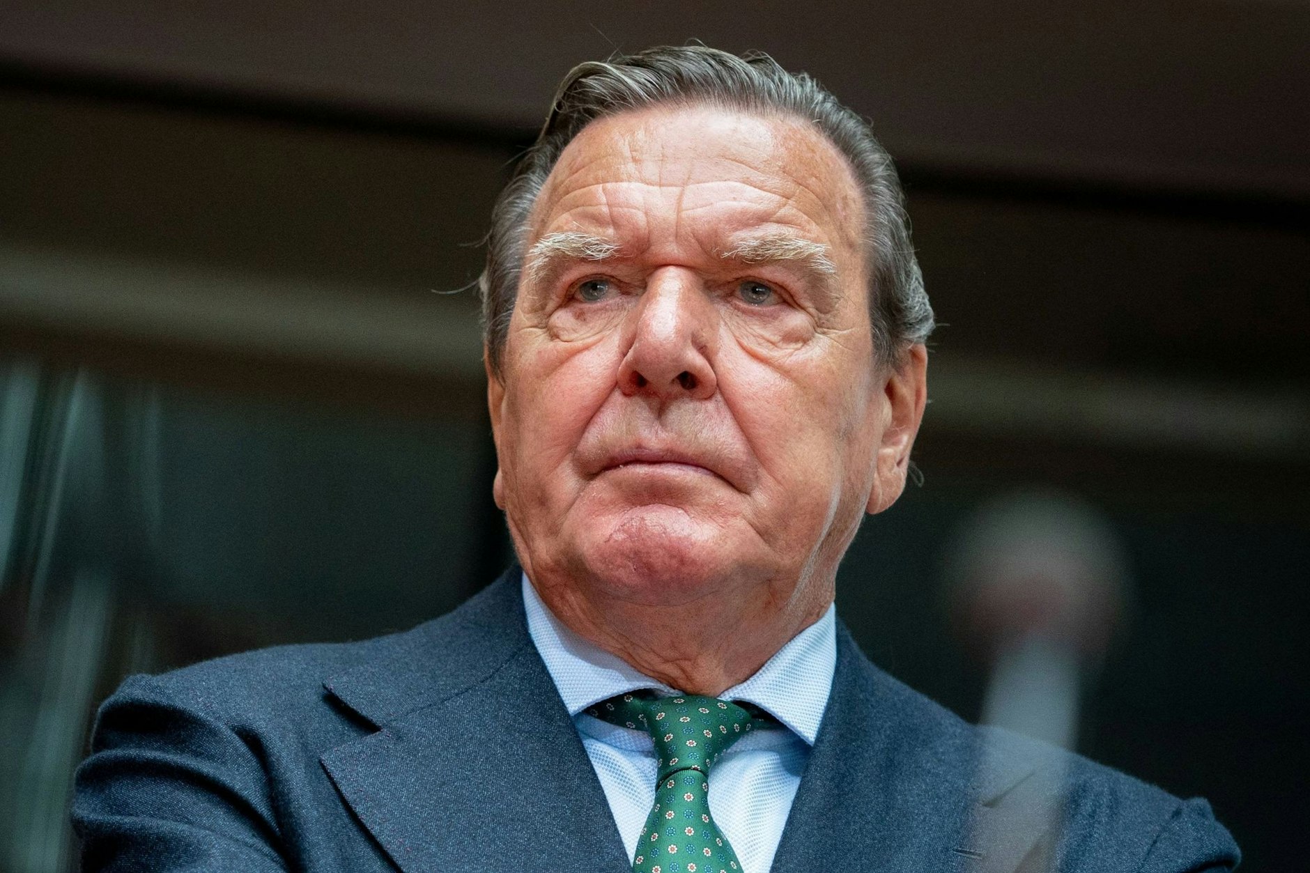 Altkanzler Gerhard Schröder wurden drei wertvolle Gemälde geklaut.