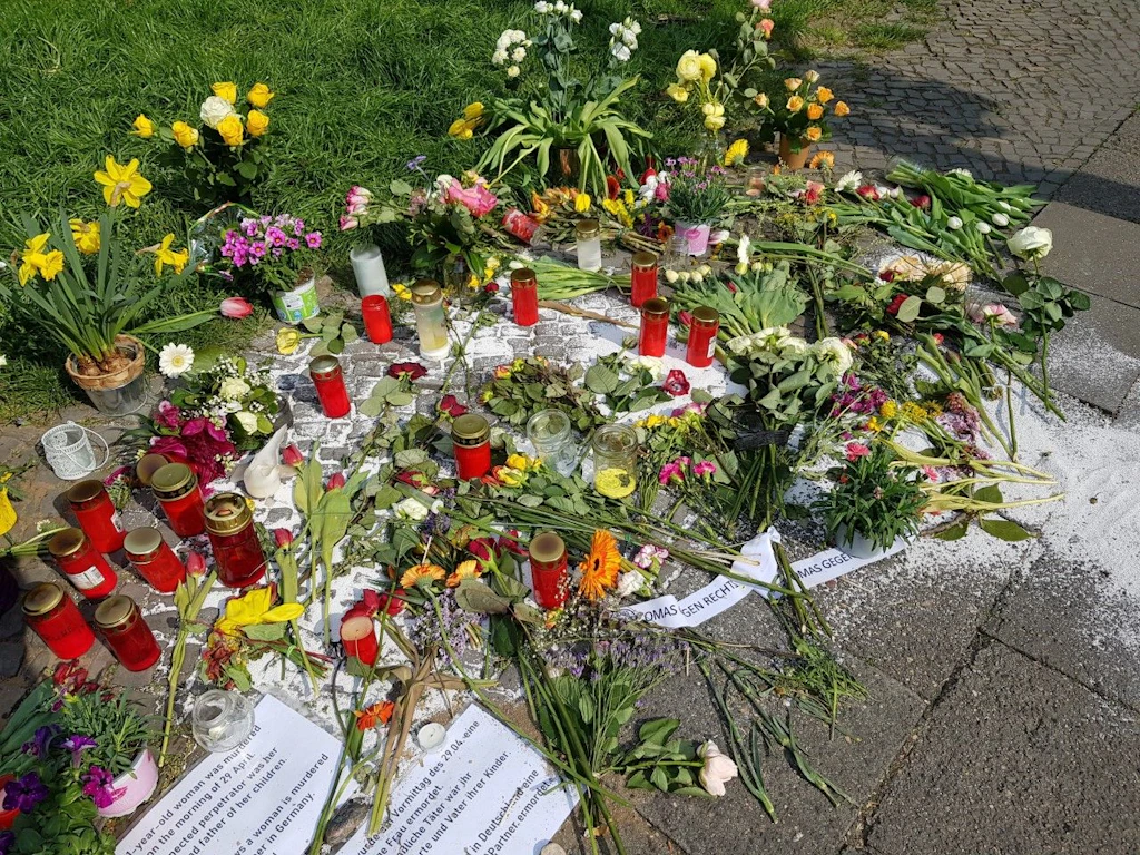Mord in Pankow: Cousine von Zohra Mohammad Gul spricht bei Demo