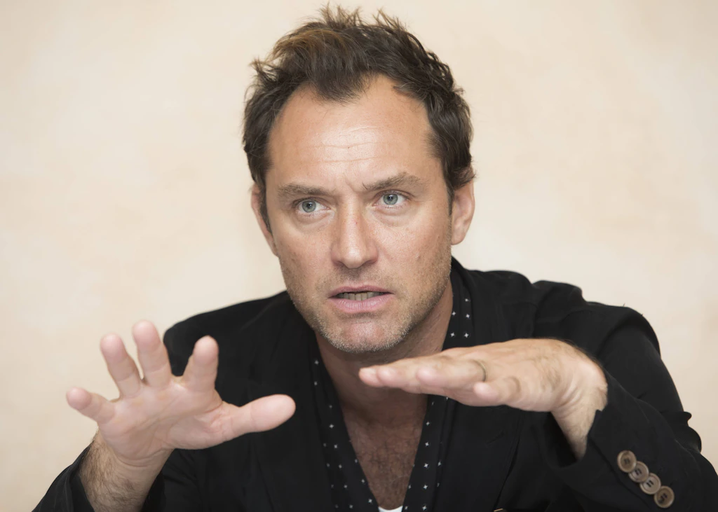Disney: Neue „Star Wars“-Serie mit Jude Law vorgestellt