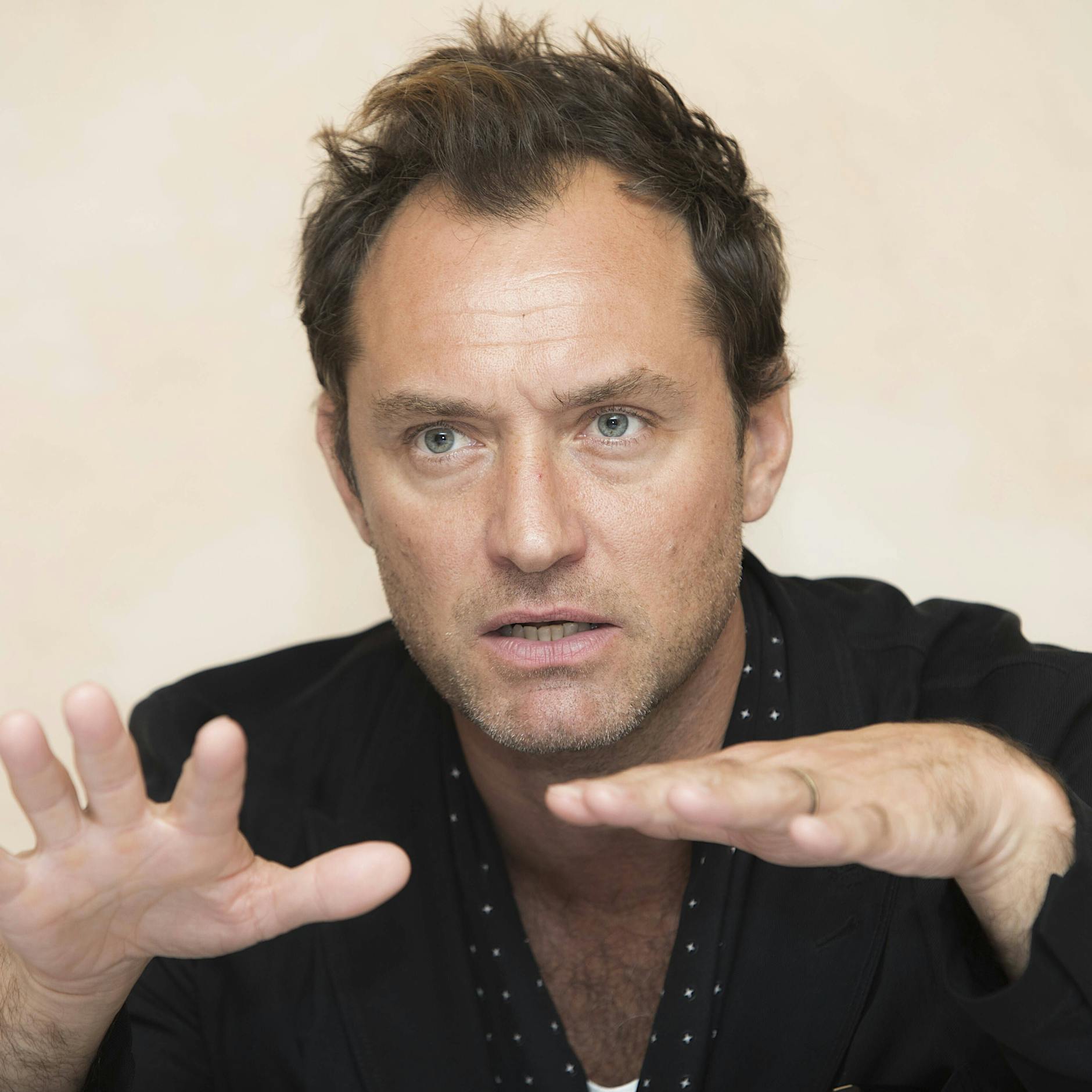 Disney: Neue „Star Wars“-Serie mit Jude Law vorgestellt