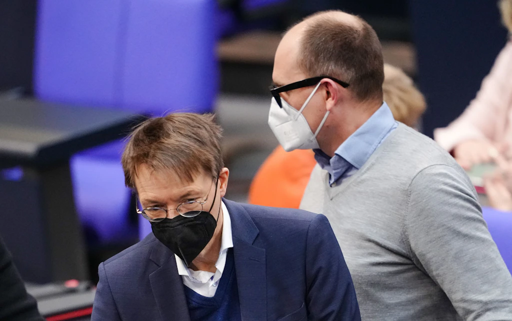 Corona: Kommt die bundesweite Maskenpflicht im Herbst zurück?