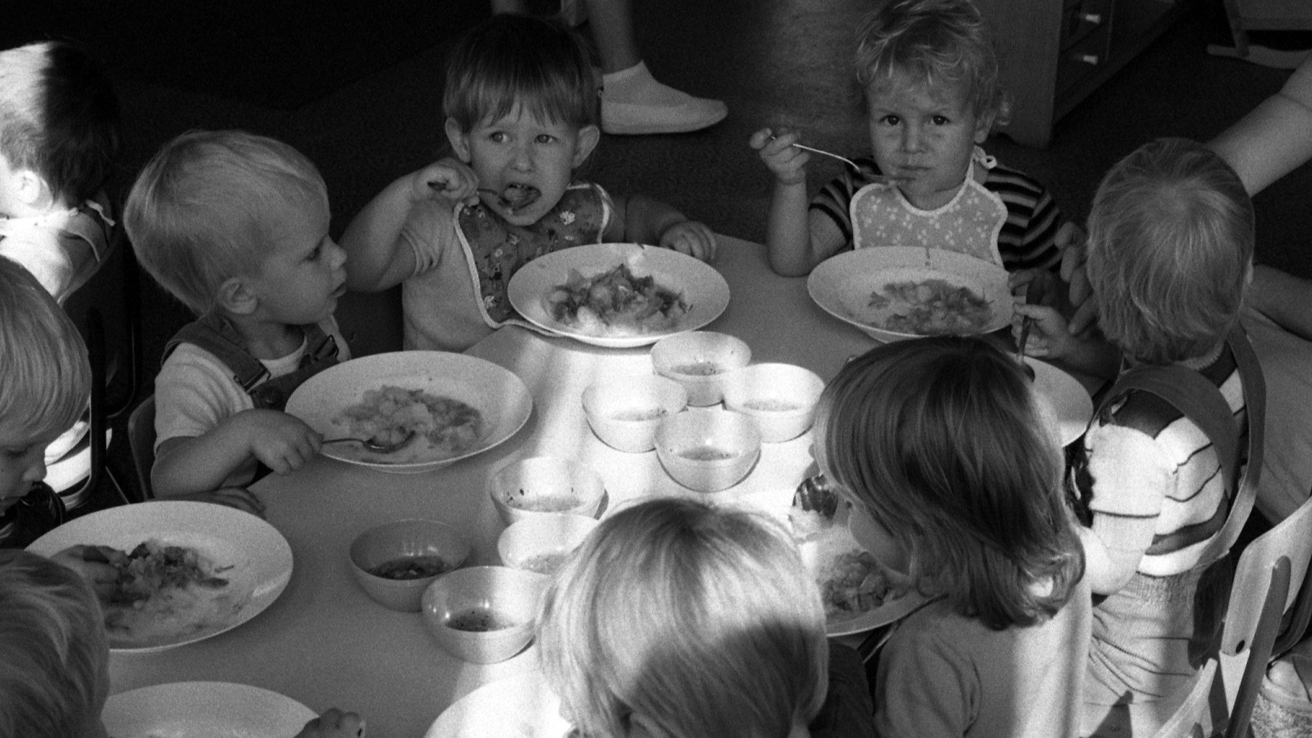 dieses Rezept hat die Jahre überdauert: Schon in der Kinderkrippe in der DDR kamen die kleinsten mit Spirelli und Tomatensoße in Kontakt.