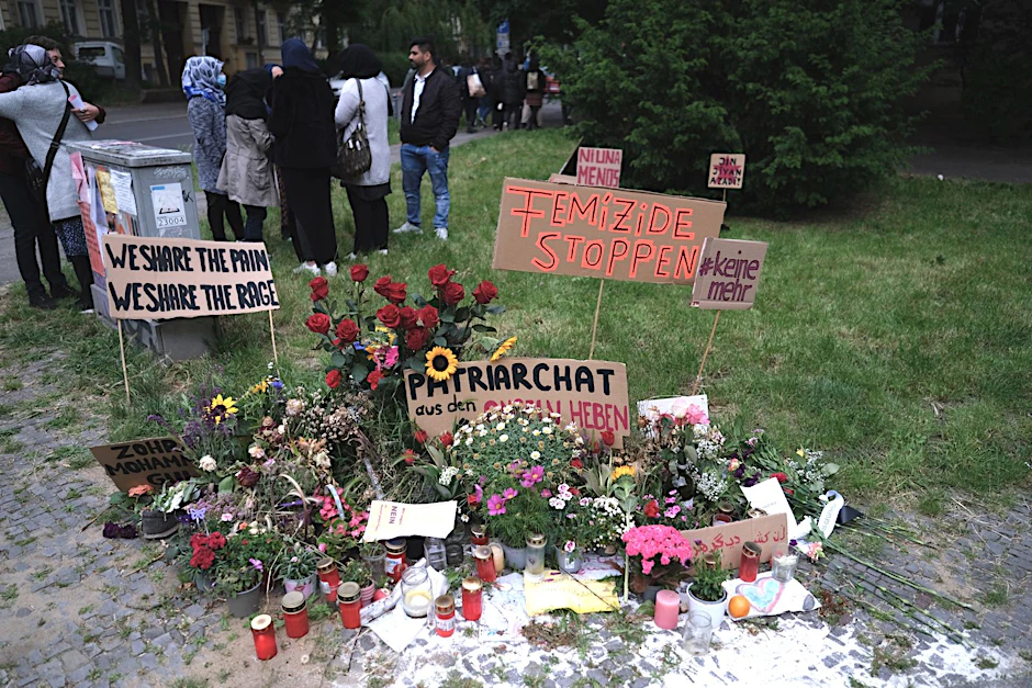 Die Mahnwache für die ermordete afghanische Mutter sollte ein Zeichen setzen gegen Gewalt an Frauen.