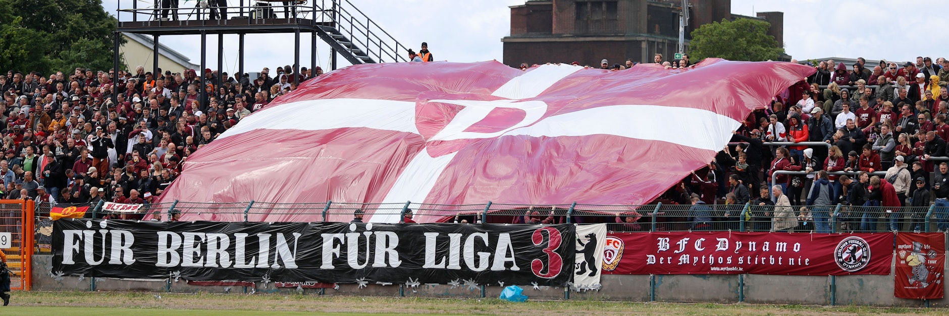 Noch Fragen, worum es in Oldenburg geht? Um den Aufstieg! Um die 3. Liga. Für Berlin und für Dynamo!