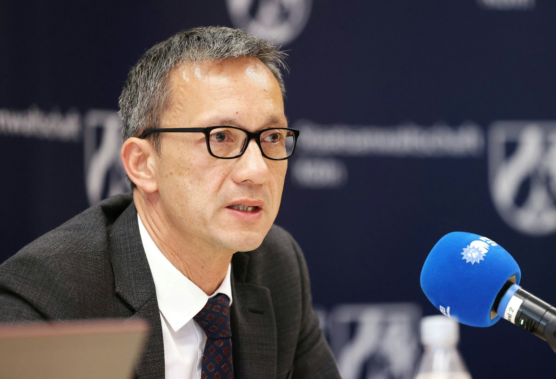 Der Kölner Polizeipräsident Falk Schnabel zeigt sich entsetzt über das Ausmaß an Brutalität im Missbrauchskomplex Wermelskirchen.