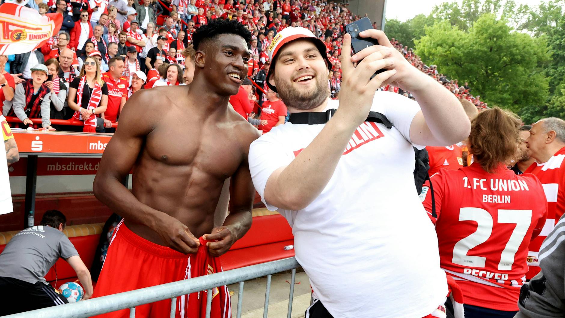 Stürmer Taiwo Awoniyi war ein Erfolgsgarant der vergangenen Saison. Ob der Nigerianer beim 1. FC Uniob bleibt, ist allerdings noch offen.