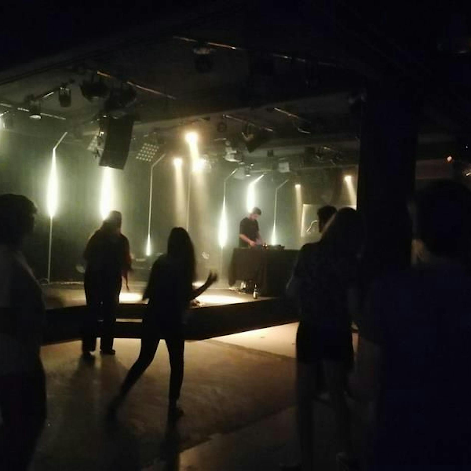 Party ohne Alkohol „Sober Sensation“: Besser nüchtern unter Dichten