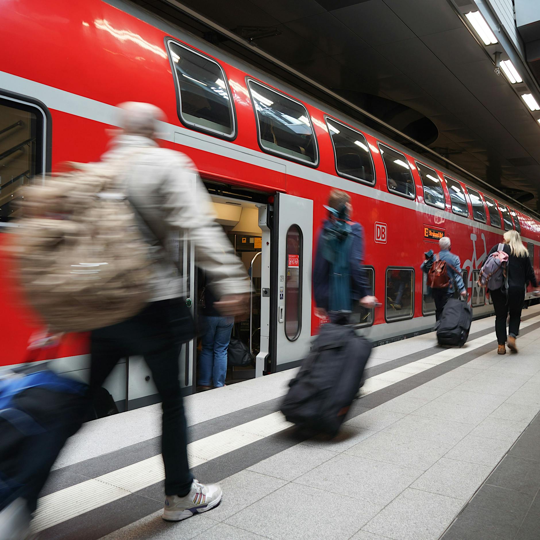 29-Euro-Ticket adieu! Warum es das beliebte Angebot bald nicht mehr gibt