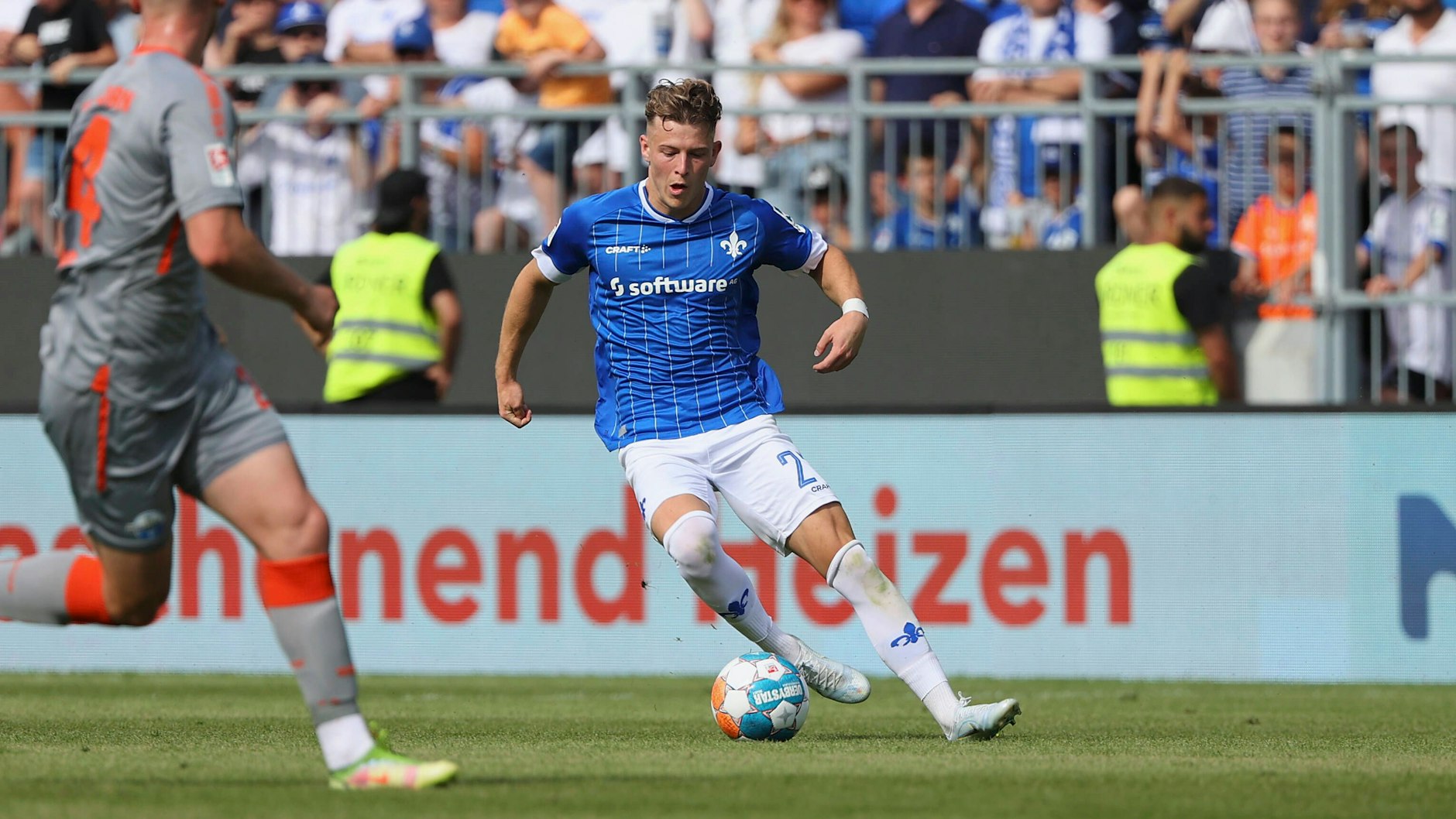 Tim Skarke dribbelte sich mit seinem Tempo auf Darmstadts rechter Seite in den Fokus vieler Klubs. Auch der 1. FC Union soll ein Auge auf ihn geworfen haben.