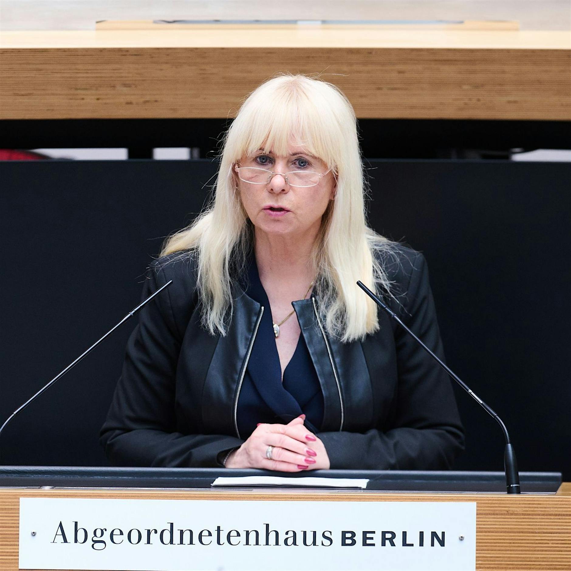 Einbürgerungs-Zentrum für ganz Berlin soll ab 2023 arbeiten