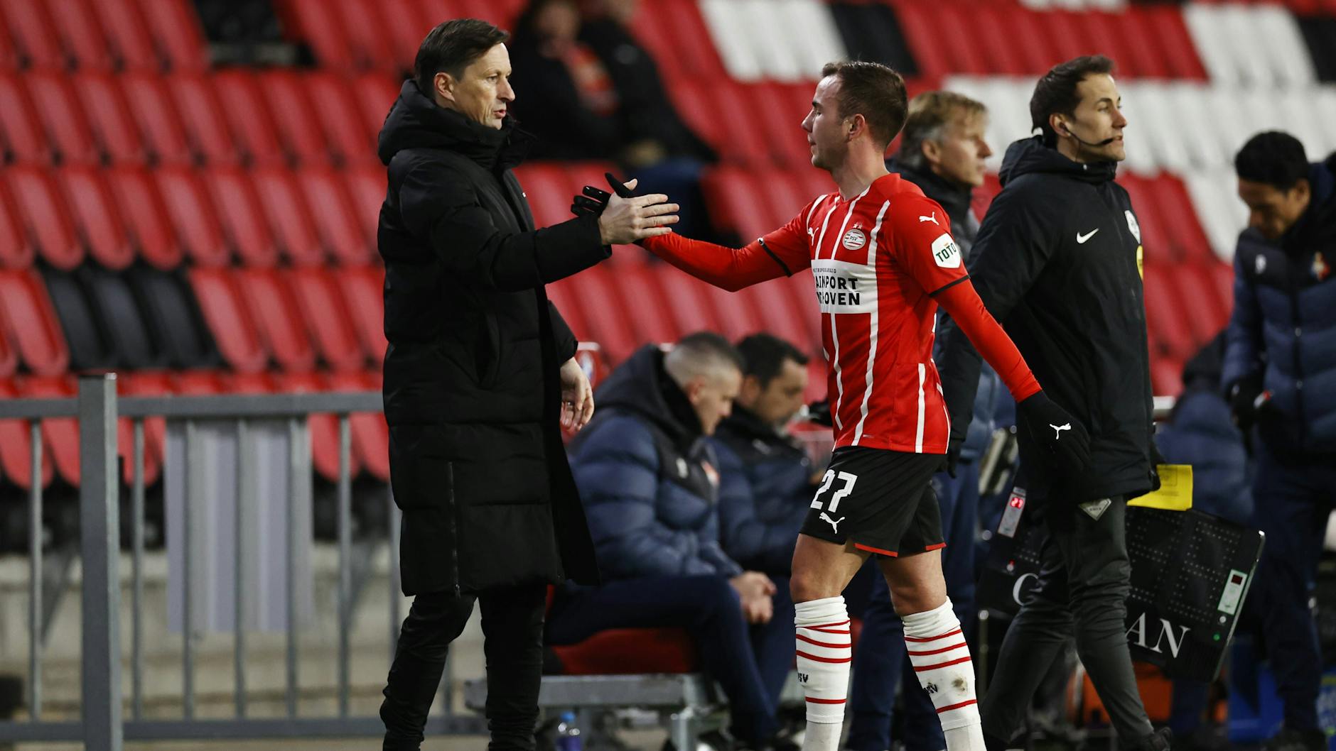 Harmonierten in Eindhoven bestens und könnten auch bei Benfica zusammenarbeiten: Trainer Roger Schmidt und WM-Held Mario Götze.