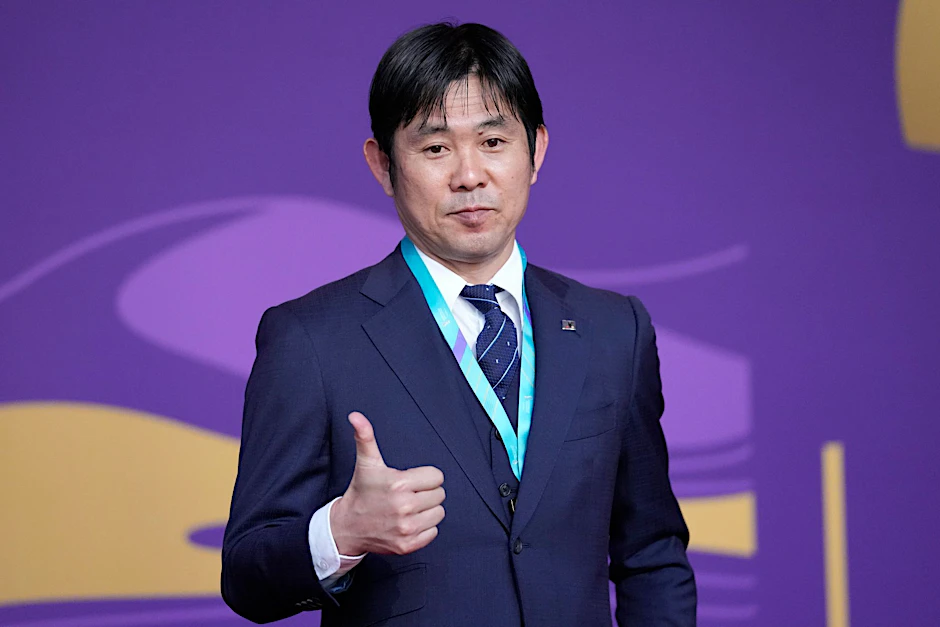 Hajime Moriyasu ist der Trainer japanischen Fußball-Nationalmannschaft.  