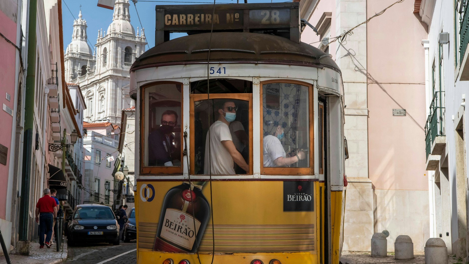 In Portugal hat der neue Omikron-Subtyp für eine neue Infektionswelle gesorgt.