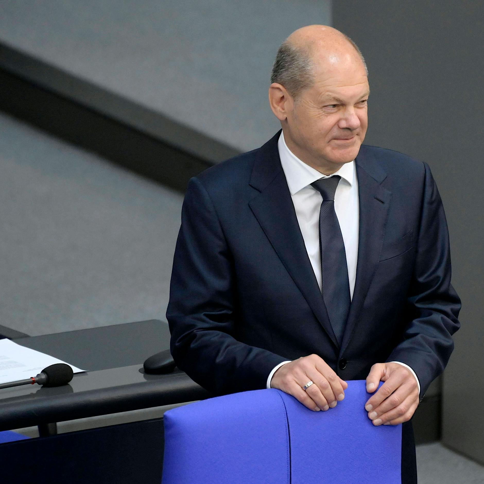 Waffen für die Ukraine: Scholz’ Countdown und die fehlende Zutat der Zeitenwende