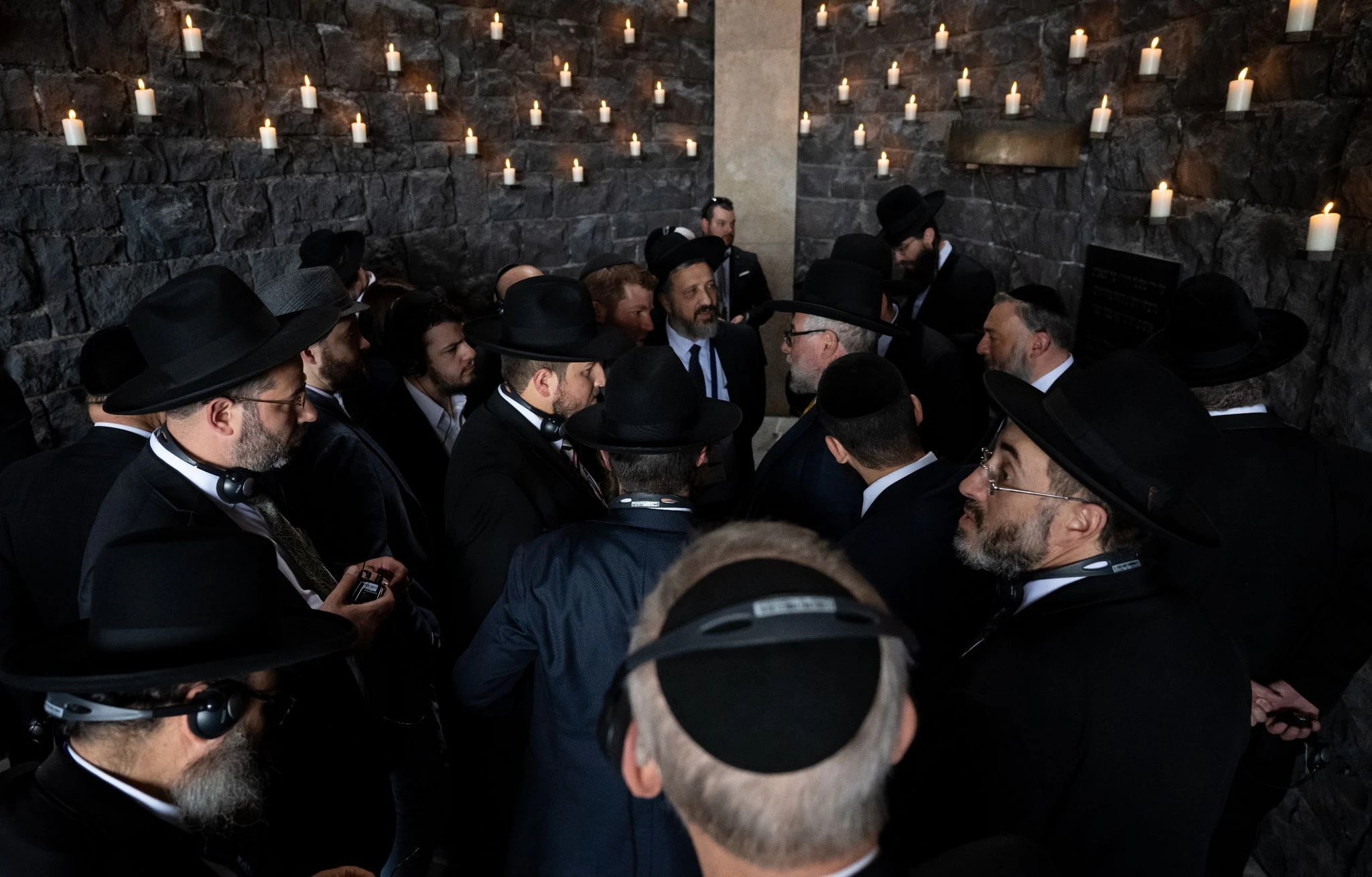 dpatopbilder - Teilnehmer der 32. Generalversammlung der Konferenz der Europäischen Rabbiner  besuchen die KZ-Gedenkstätte im bayerischen Dachau.  