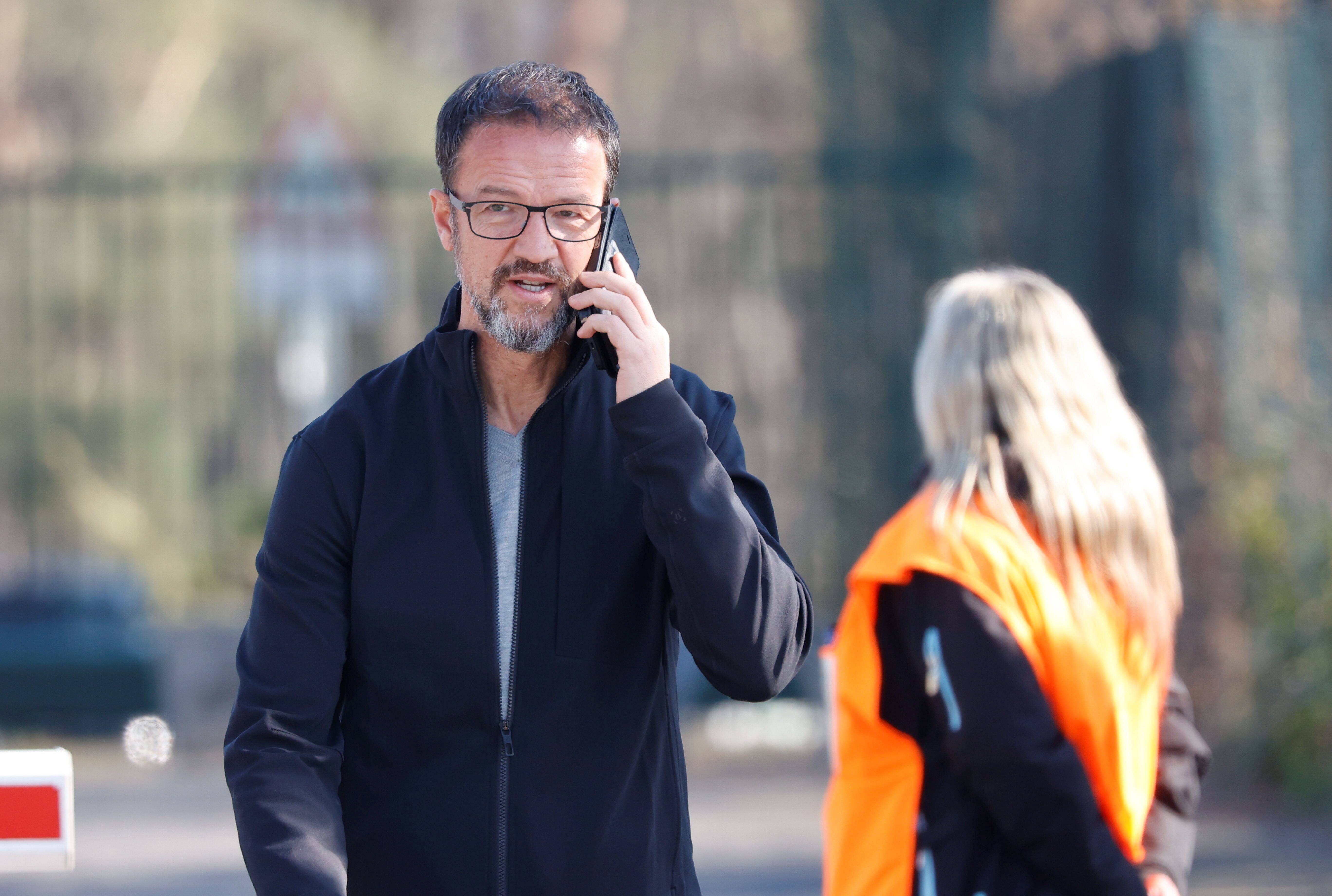 Fredi Bobic explodiert: Hertha BSC sieht in Zukunft Schwarz