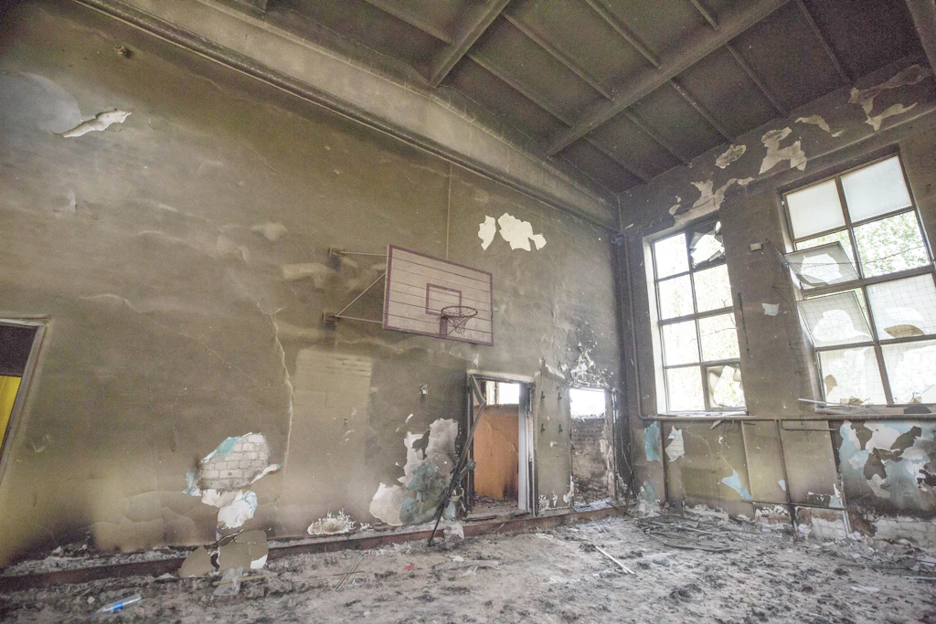 Newsblog zum Ukraine-Krieg: Ukraine fordert deutsche Kampfpanzer +++ USA verhängen weitere Sanktionen gegen Russlands Eliten +++ Kinderhilfswerk: Über 1.800 Schulen in der Ukraine angegriffen