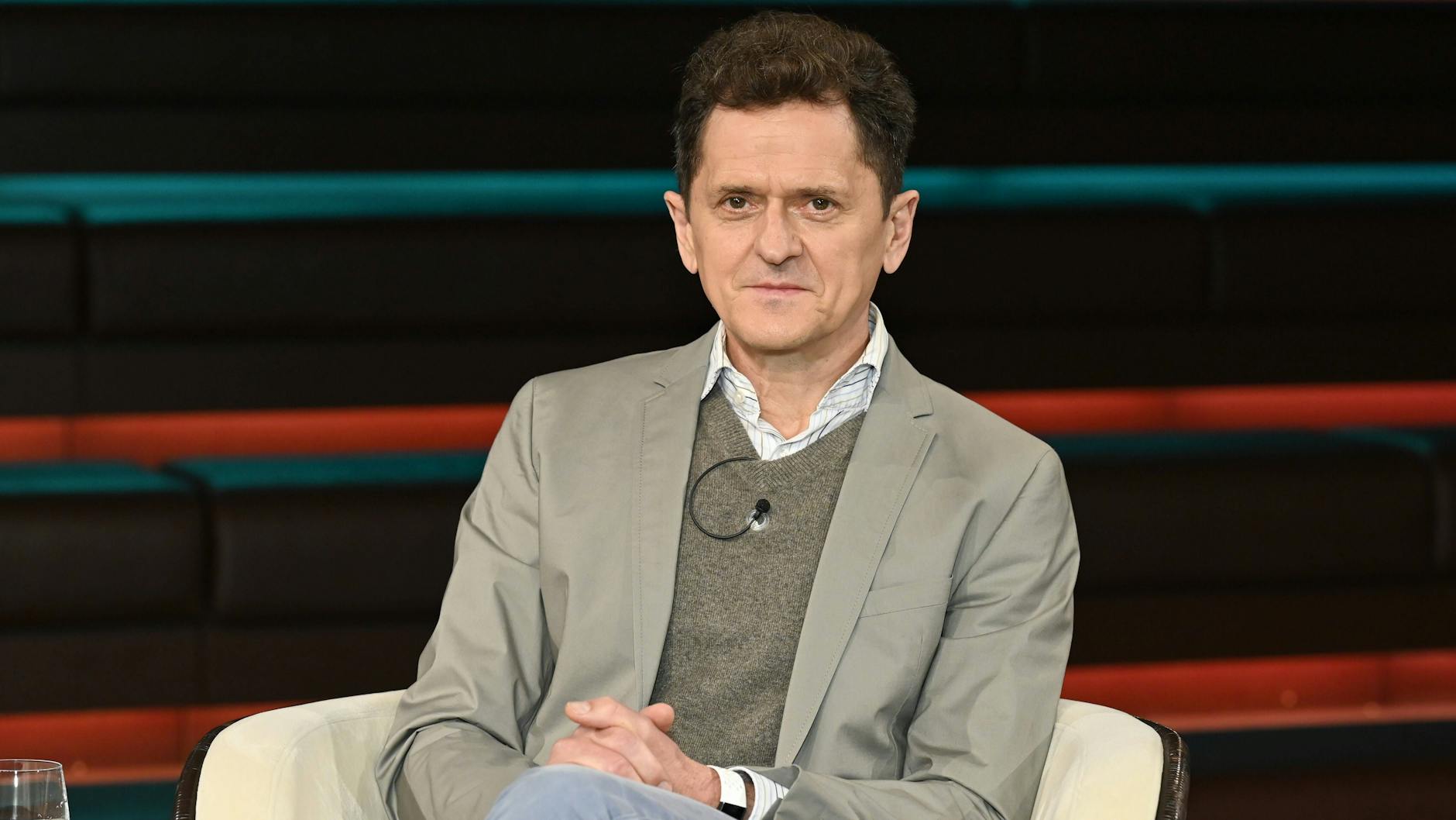 Der Virologe Klaus Stöhr wird künftig dem Corona-Sachverständigenrat angehören.