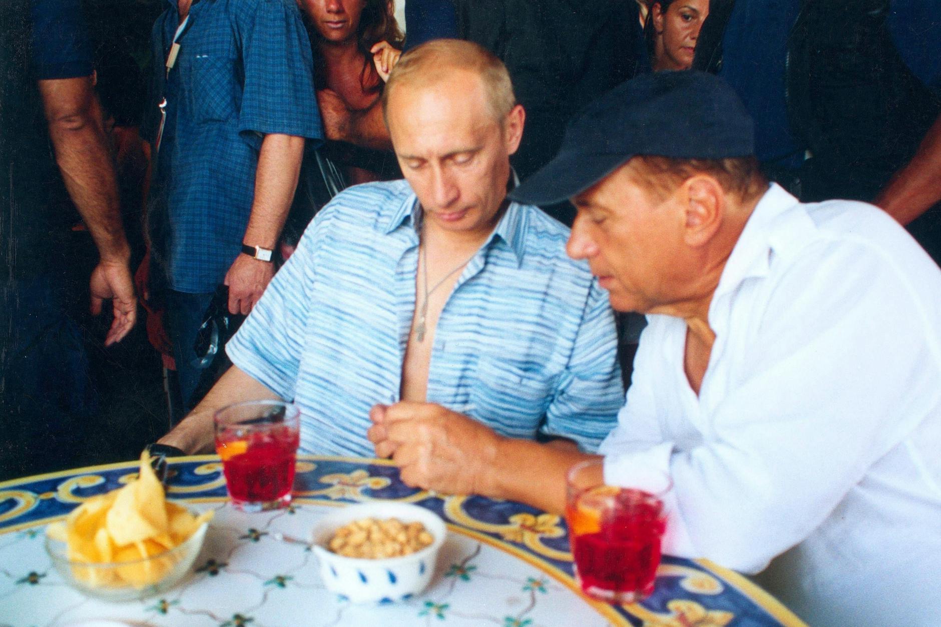 Wladimir Putin mit Silvio Berlusconi