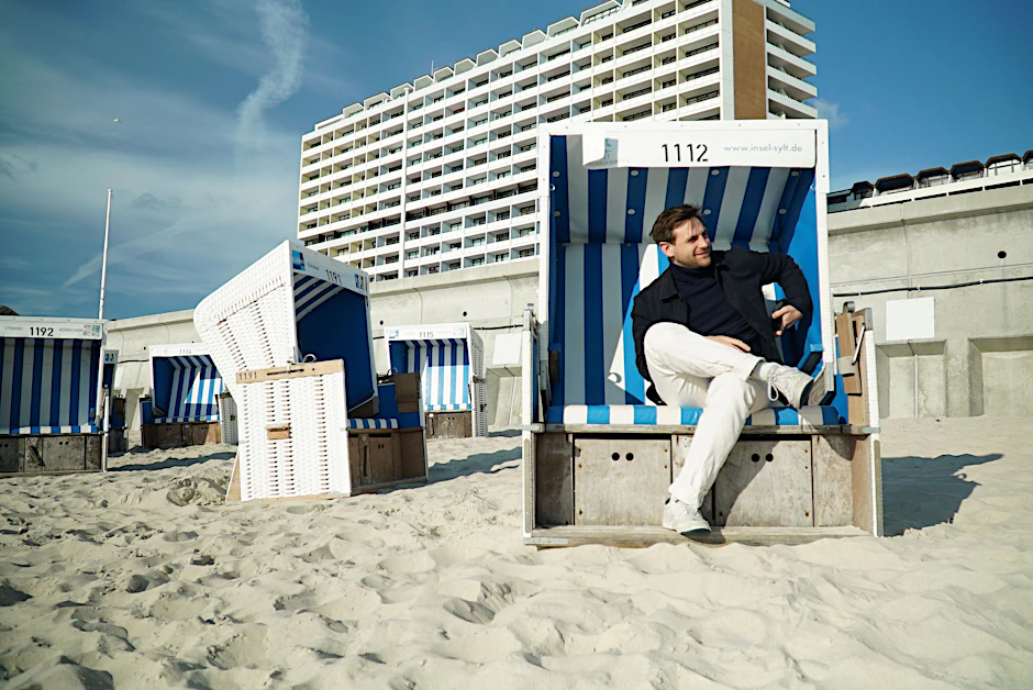 Nach nur achteinhalb Stunden und dreimal umsteigen da: Reporter Niklas Liebetrau auf Sylt.