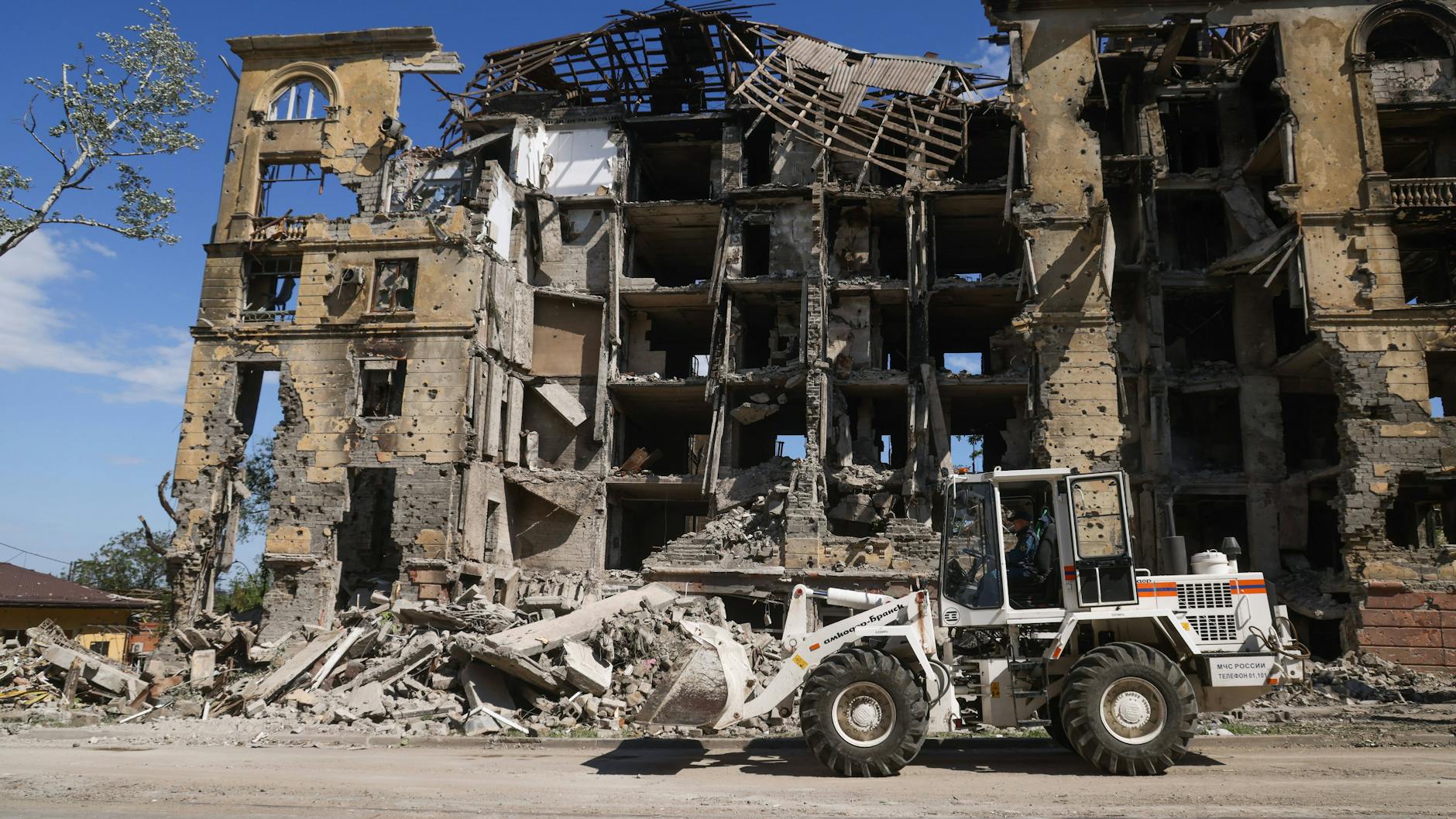 Verwüstete Wohngebäude in Mariupol – die Stadt wurde zum Symbol der brutalen, sinnlosen Gewalt der russischen Truppen.