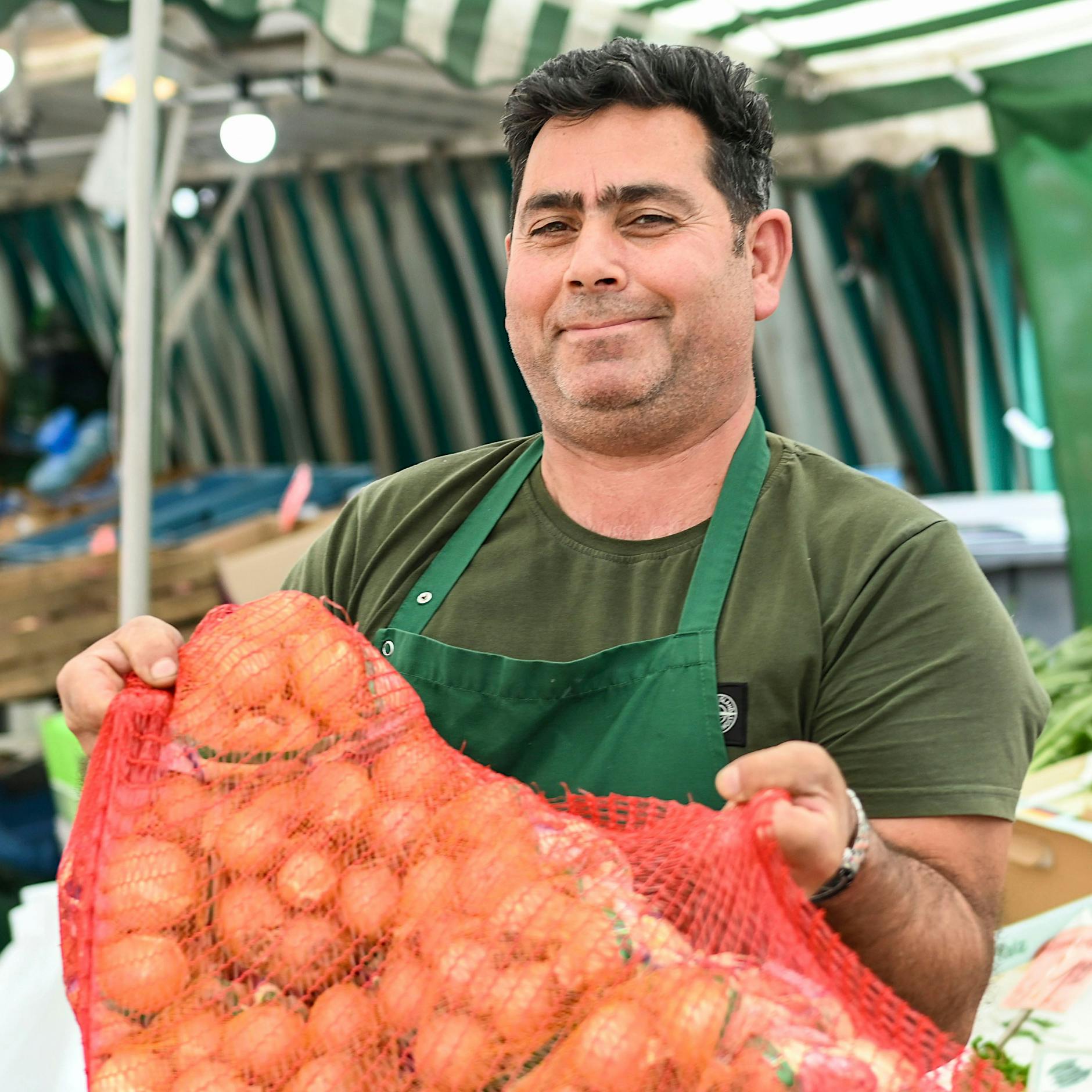 Wochenmarkt in Lichtenberg: So teuer ist das Einkaufen jetzt in Berlin