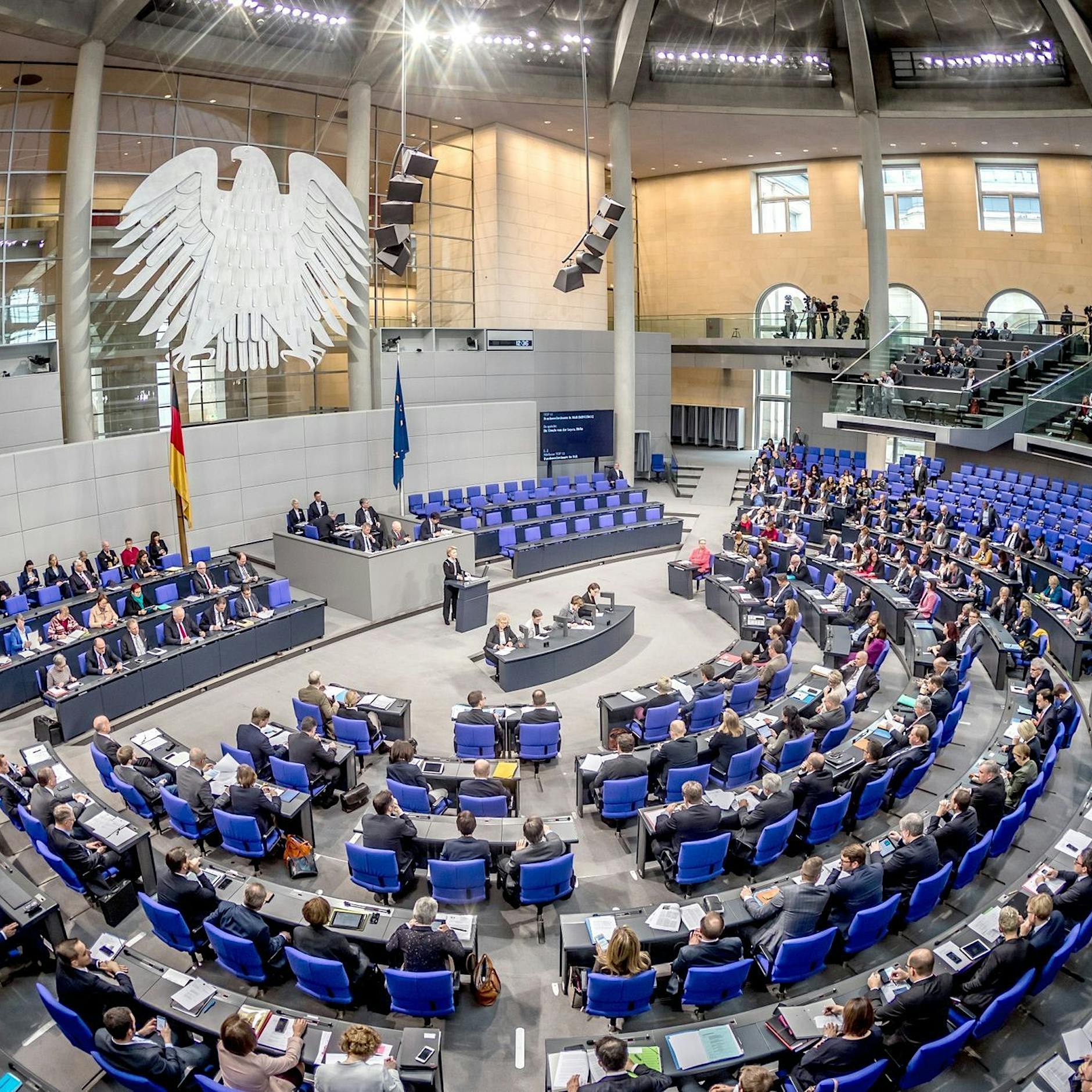 Corona-Regeln: Maskenpflicht im Bundestag bleibt ausgesetzt