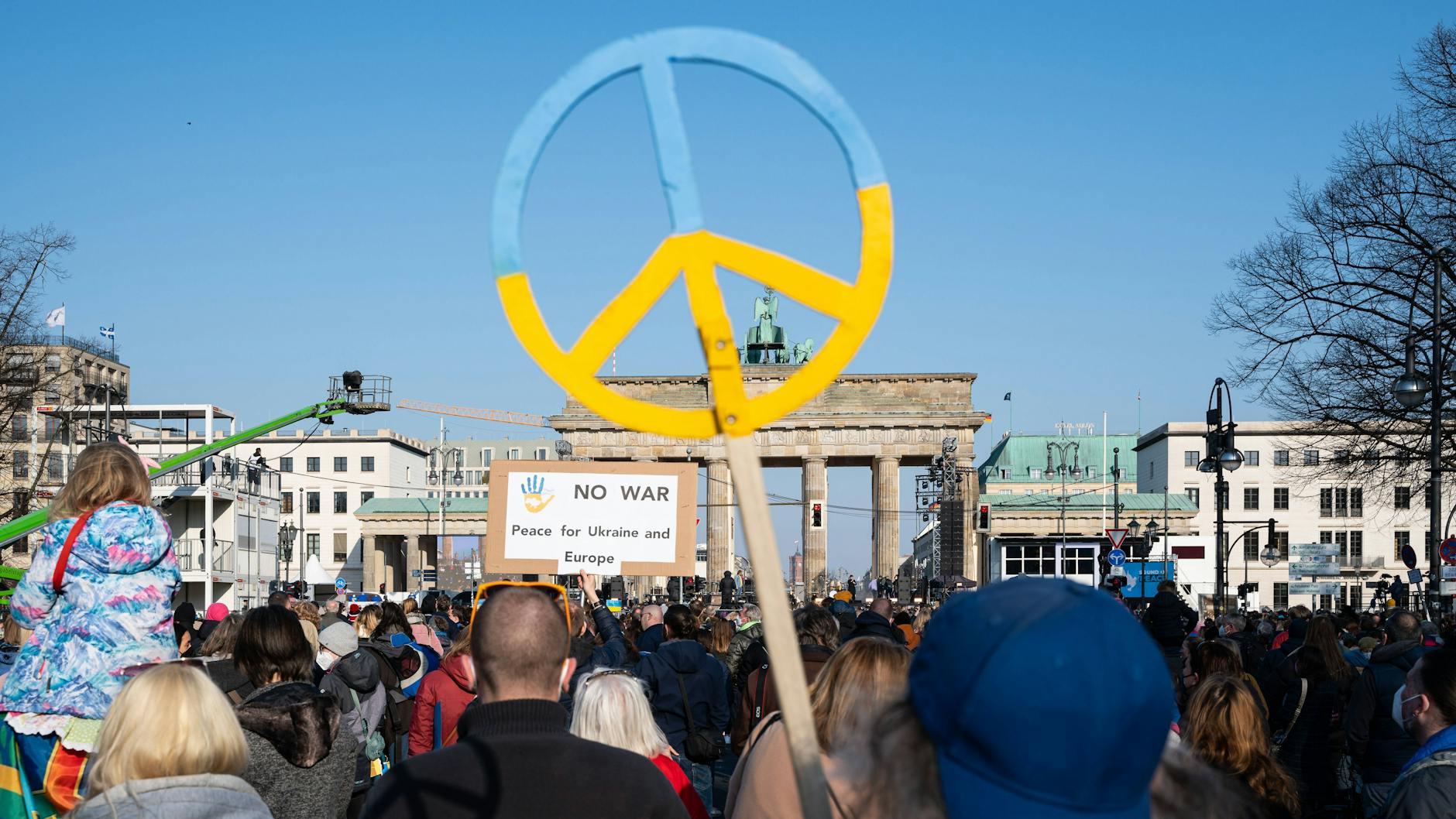 Eine Friedensdemo in Berlin aus dem März 2022.