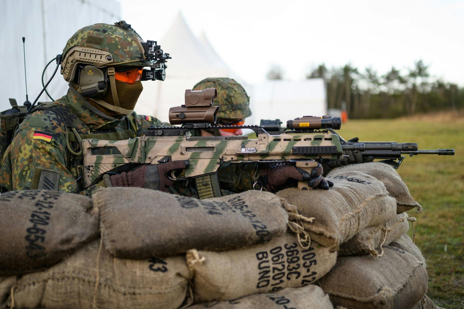 Soldaten der Bundeswehr. Die zur Verfügung stehende Summe aus dem 100 Milliarden Euro umfassenden <a href="https://www.berliner-zeitung.de/politik-gesellschaft/9-fragen-und-antworten-darum-geht-es-beim-sondervermoegen-bundeswehr-li.230541">Sondervermögen für die Bundeswehr</a> fällt wohl deutlich geringer als erwartet aus.