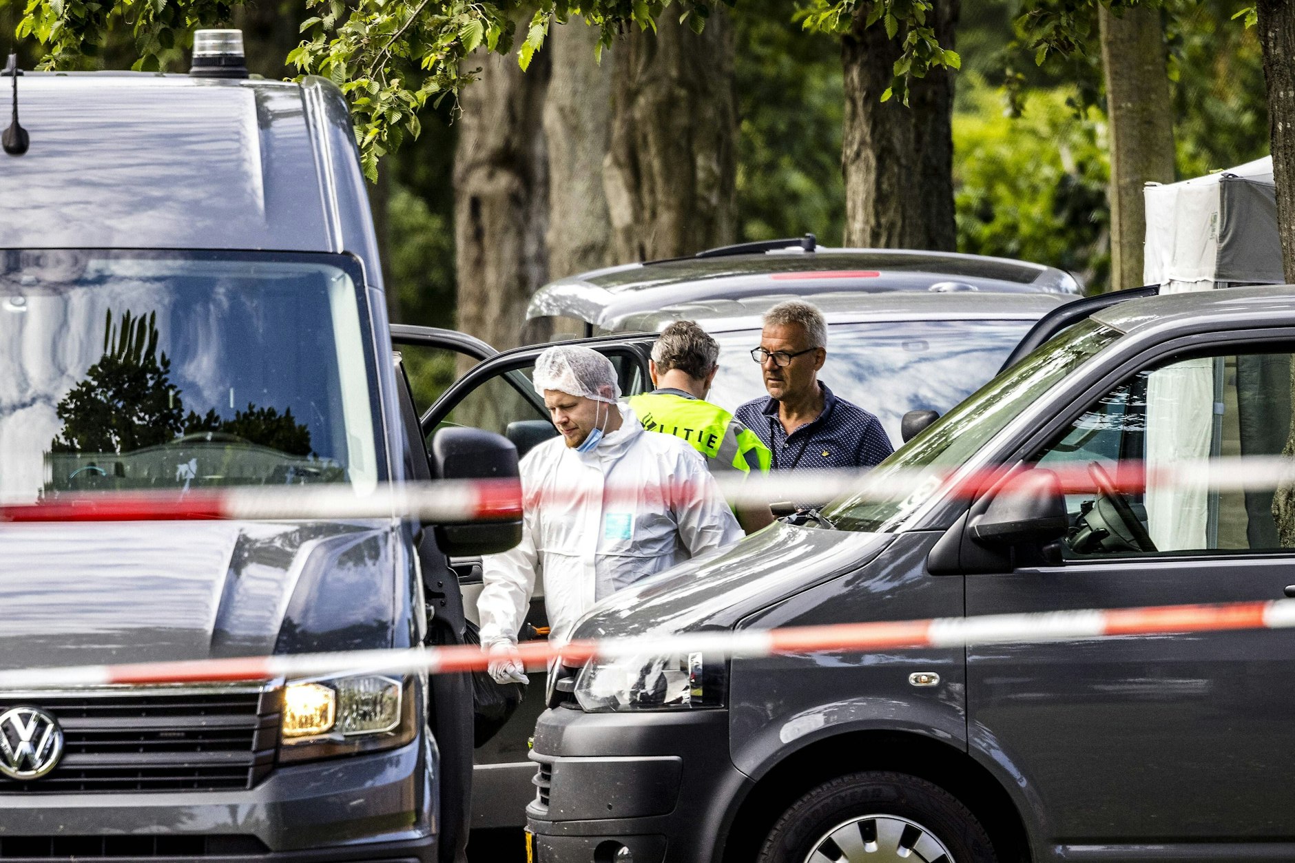 Auf einem Grundstück im niederländischen Geleen wurde eine Kinderleiche entdeckt. Möglicherweise handelt es sich um den vermissten neunjährigen Gino.