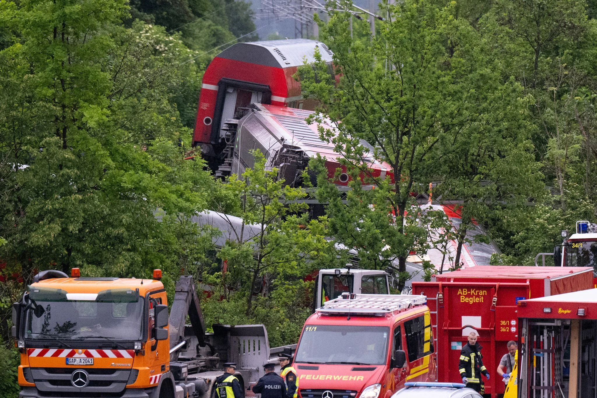 Rund 140 Menschen waren in dem Regionalexpress, als das Unglück geschah.  