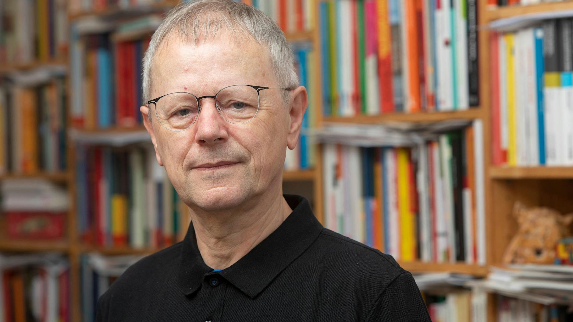 Der Politologe Christoph Butterwegge findet, Reiche würden im Entlastungspaket der Bundesregierung bevorzugt.