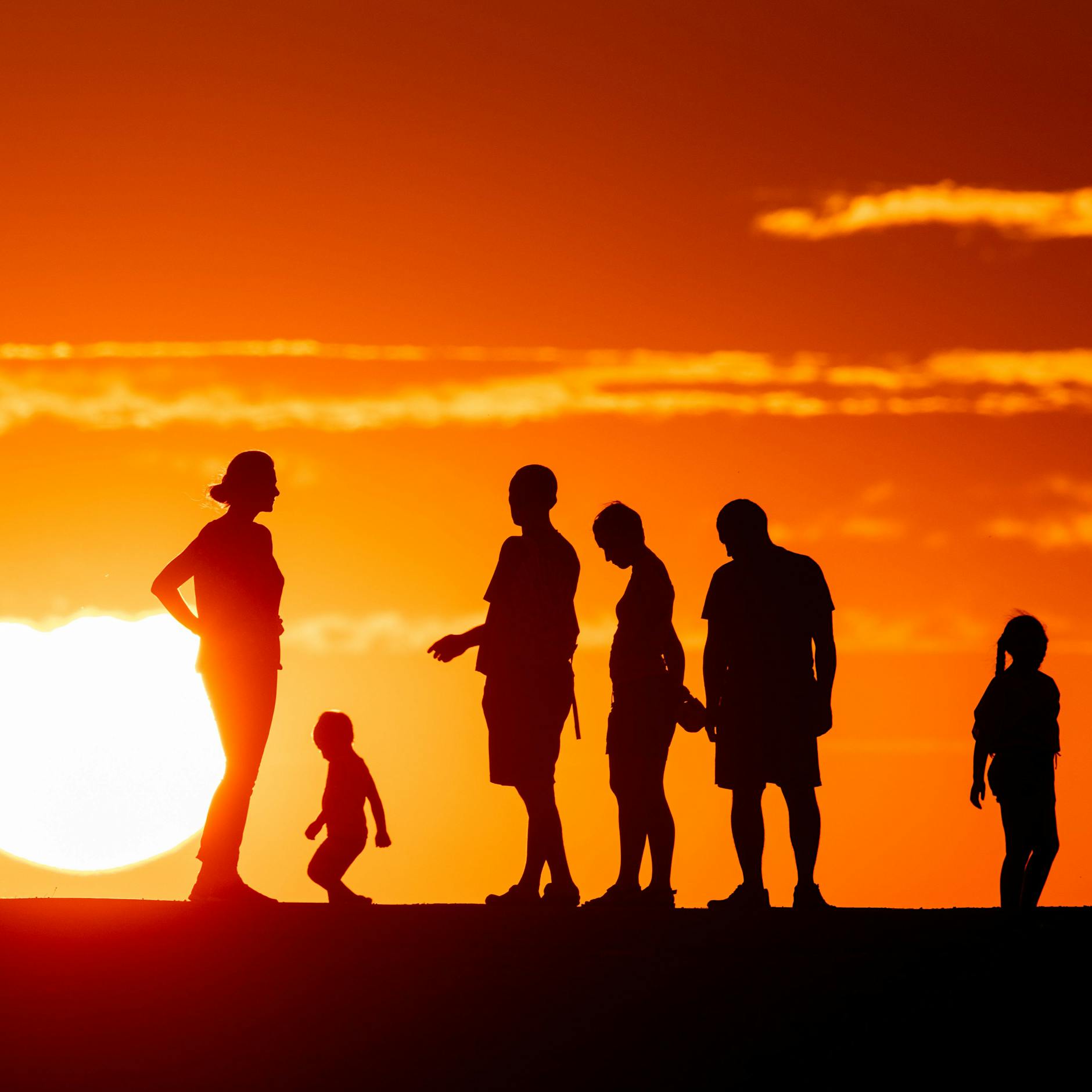 Studie beweist: Körpergröße erhöht Anfälligkeit für DIESE Krankheiten – welches Risiko große und kleine Menschen tragen