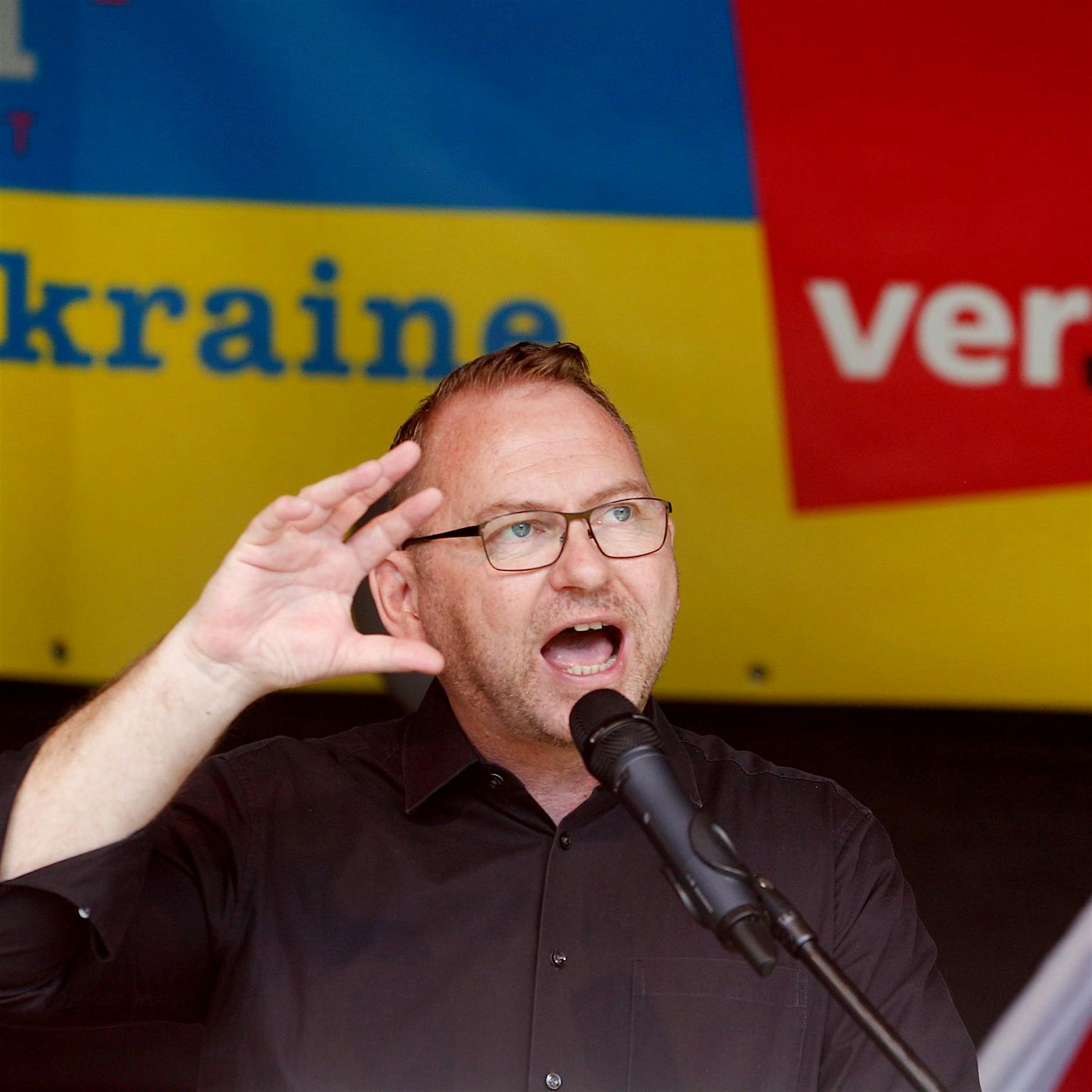 Verdi-Chef pocht auf höhere Löhne und mehr Entlastung