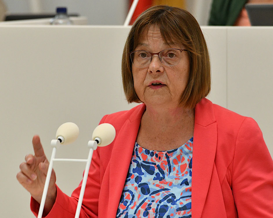 ARCHIV - Ursula Nonnemacher (Bündnis 90/Die Grünen) spricht.  