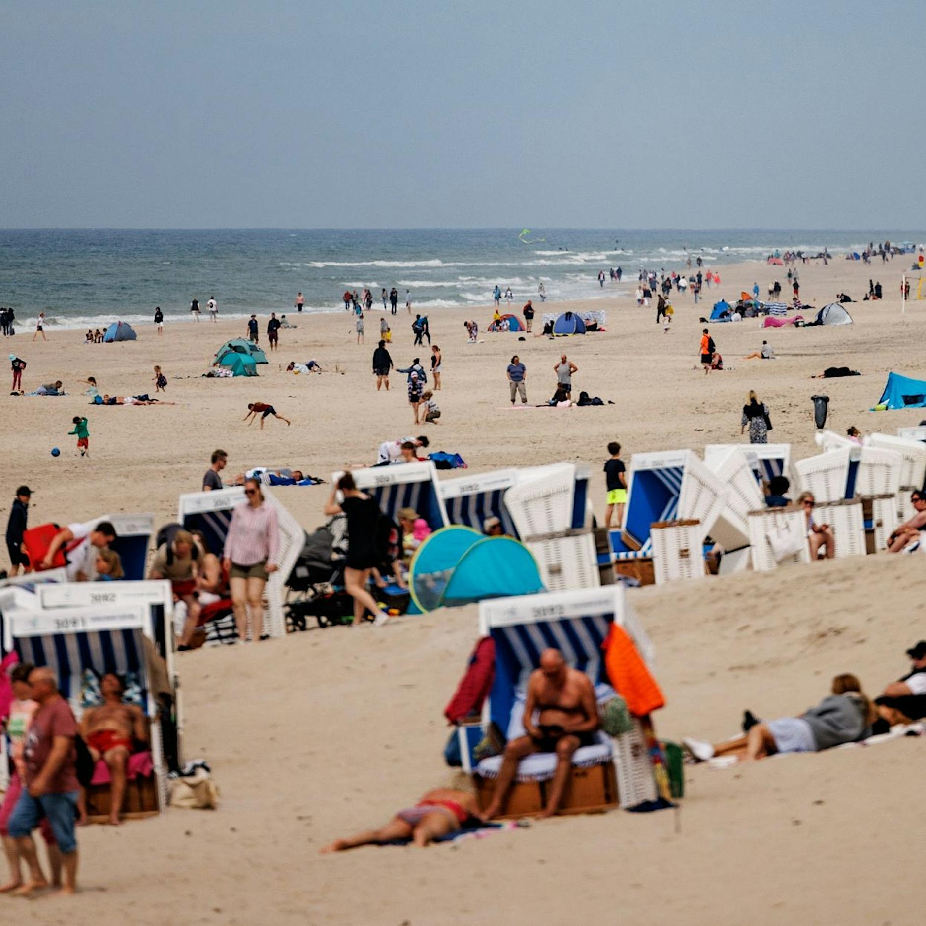 Punks, Porsches und ein Toter: So war das Pfingstwochenende auf Sylt